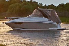 REGAL EXPRESS CRUISER 28