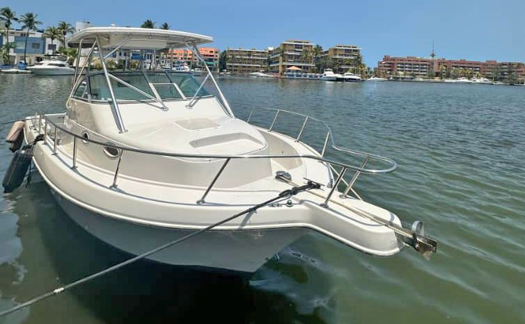 
								PROLINE MID CABIN 2950 30 full									