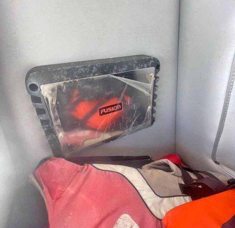 
								PRONAUTICA WAKE 21 full									