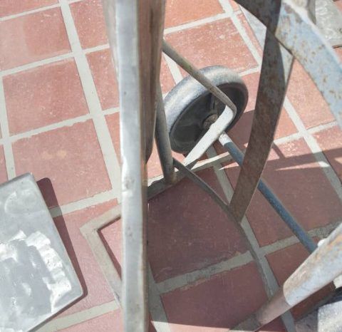 
								PROPELAS, TIMONES Y PATAS DE GALLINA full									