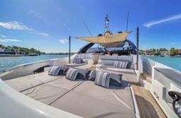 
										RIVA BAHAMAS 76 full									