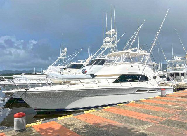 
								RIVIERA CONVERTIBLE 51 full									