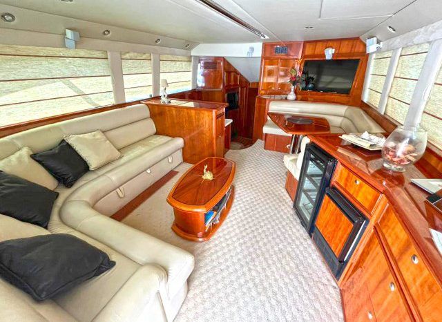 
								RIVIERA CONVERTIBLE 51 full									