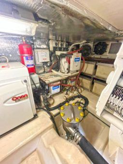 
										RIVIERA CONVERTIBLE 51 full									