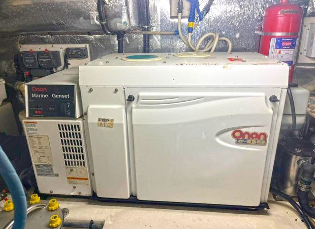 
								RIVIERA CONVERTIBLE 51 full									