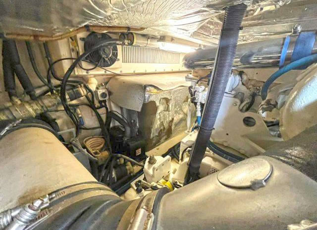 
								RIVIERA CONVERTIBLE 51 full									