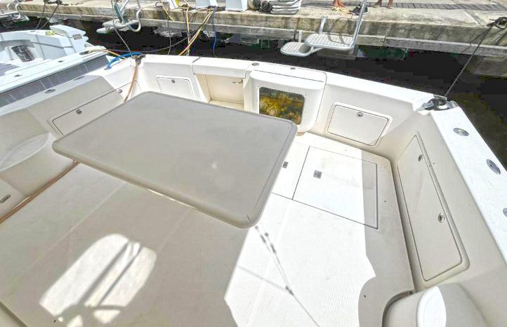 
								RIVIERA CONVERTIBLE 51 full									