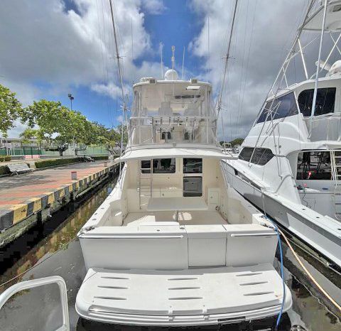 
								RIVIERA CONVERTIBLE 51 full									