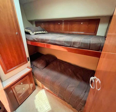 
								RIVIERA CONVERTIBLE 51 full									