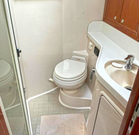 
								RIVIERA CONVERTIBLE 51 full									