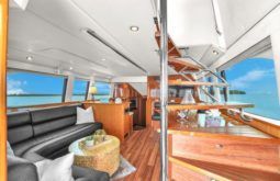 RIVIERA ENCLOSED BRIDGE 51 full