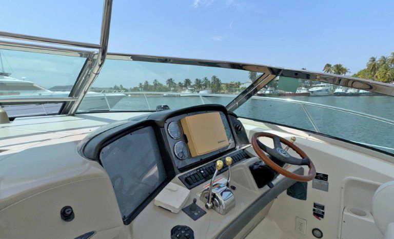 
								SEA RAY SUNDANCER 40 full									