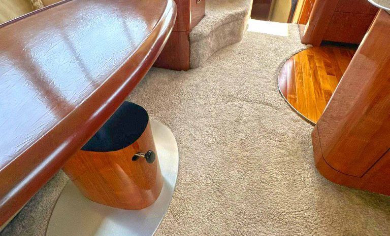 
								SEA RAY SEDAN BRIDGE 48 full									