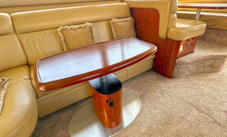 
								SEA RAY SEDAN BRIDGE 48 full									