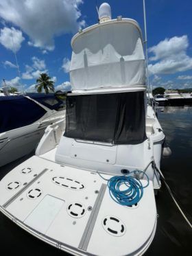 SEA RAY SEDAN BRIDGE 48