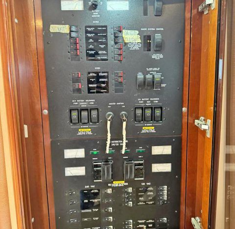 SEA RAY SEDAN BRIDGE 58 full