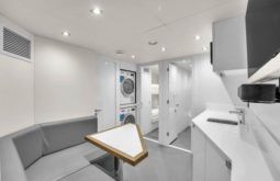 
										SUNSEEKER OCEAN 182 90 full									