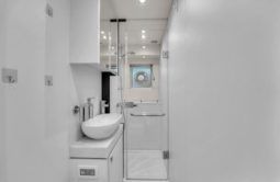 
										SUNSEEKER OCEAN 182 90 full									