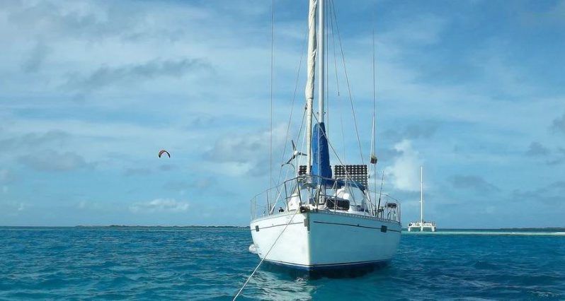 
								VELERO BENETEAU OCEANIS 430 full									