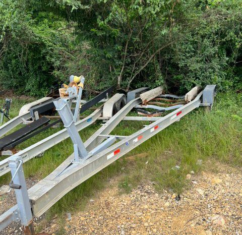 
								TRAILER ALUMINIO 27 full									