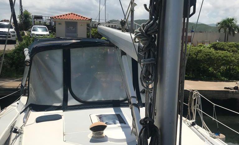 
								VELERO HUNTER 38 full									