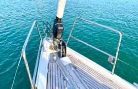 VELERO JEANNEAU 64