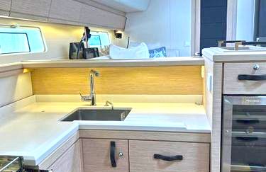 VELERO JEANNEAU 64 full