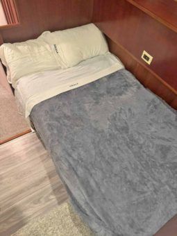 
										VIKING 48 full									