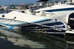 
										COMMANDER 28 full									