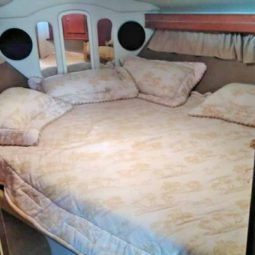 
										RINKER 36 full									