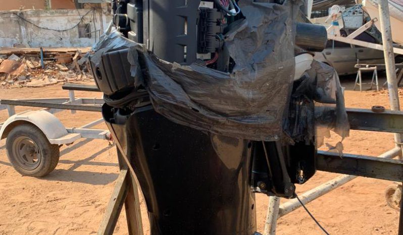 
								MOTOR MERCURY 300 HP full									