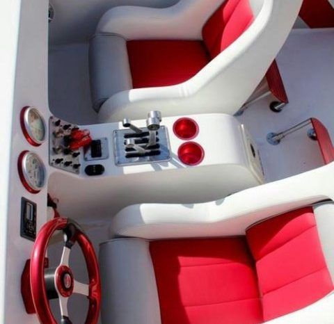 
								CATAMARAN MOTIONS MARINE 30 SS full									