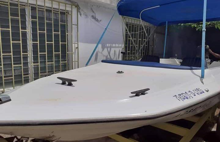 
								GLASTRON BOATS 16 full									