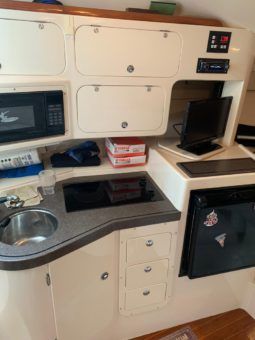 
										GRADY WHITE 330 full									