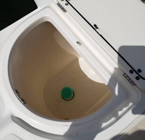 
								BOSTON WHALER OUTRAGE 280 full									