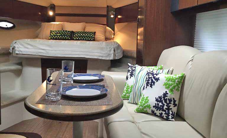 
								CRUISERS YACHTS 35.9 full									