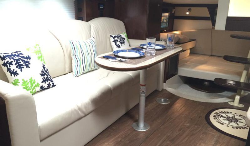 
								CRUISERS YACHTS 35.9 full									