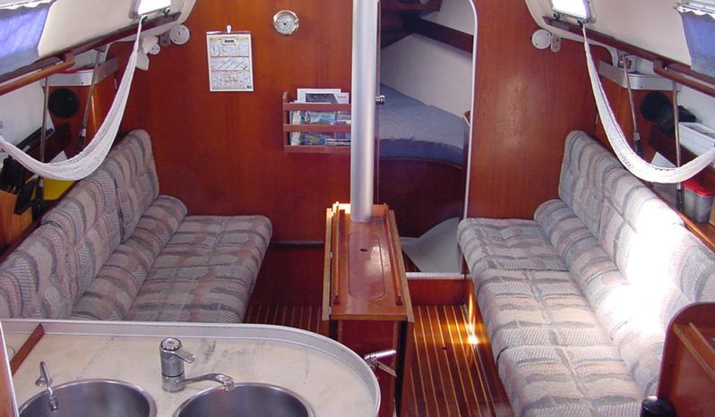 
								VELERO BENETEAU 38.5 full									