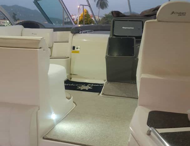
								CRUISERS YACHTS 460 EXPRESS 46 full									