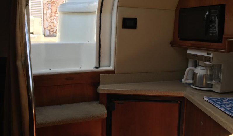 
								CRUISERS YACHTS 340 EXPRESS 34 full									