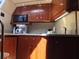 
										CRUISERS YACHTS 340 EXPRESS 34 full									