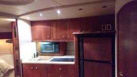 CRUISERS YACHTS 3870 ESPRIT