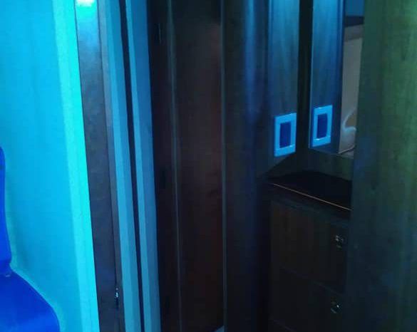 CRUISERS YACHTS 3870 ESPRIT full