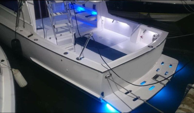
								HATTERAS FISHER MOTOR YACHT BOAT CONVERTIBLE 36 full									