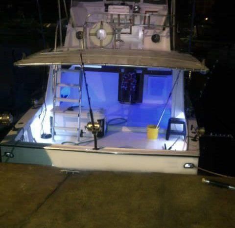 
								HATTERAS FISHER MOTOR YACHT BOAT CONVERTIBLE 36 full									