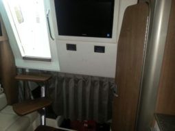 
										BOSTON WHALER CONQUEST 34.5 full									