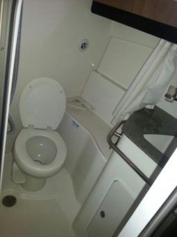 
										BOSTON WHALER CONQUEST 34.5 full									