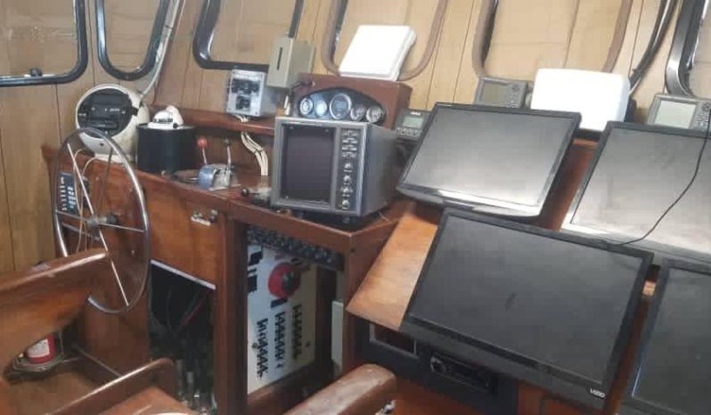 
								BUQUE DE PESCA 77 full									