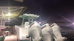 
										TRIPLETA SUZUKI FOUR STROKE 300HP full									