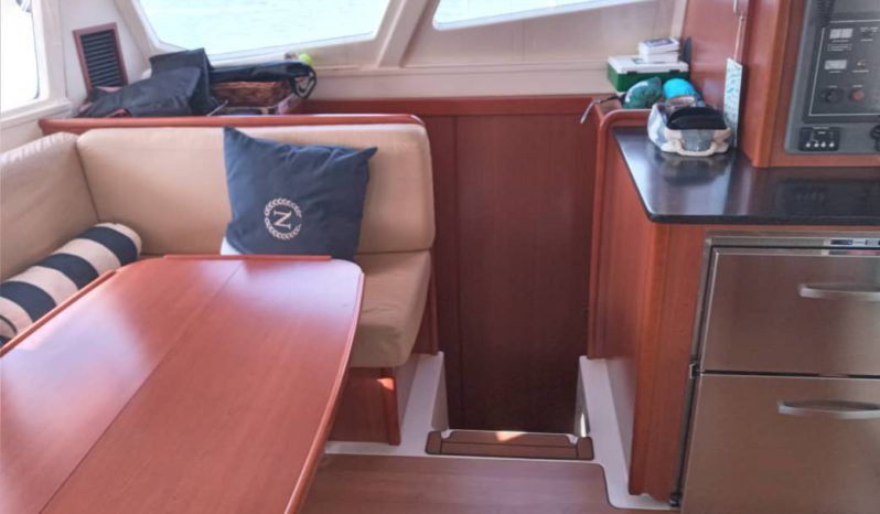 
								VELERO CATAMARAN LEOPARD 44 full									
